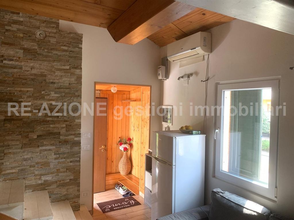 APPARTAMENTO BICAMERE ARREDATO A VICENZA (vi)